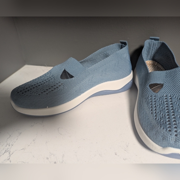 Women Breathable Lightweight Slip on Casual Walking Shoes Footwear EUR 41 - Picture 3 of 7